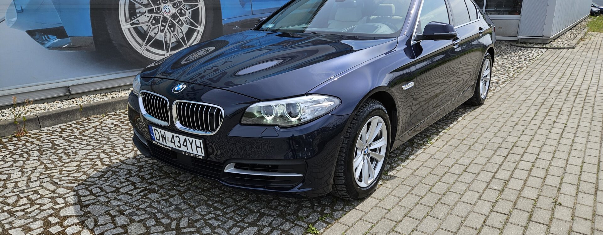 Sprzedaż samochodów marki BMW we Wrocławiu - BMW 528i xDrive Wyposażenie Individual* Jeden właściciel w Polsce* Serwisowany* F. VAT