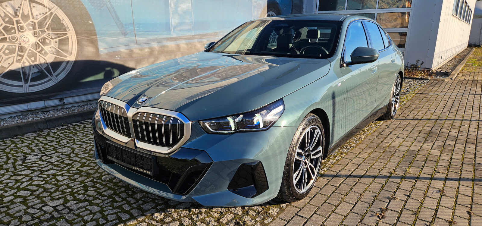 Sprzedaż samochodów marki BMW we Wrocławiu - BMW 520d xDrive *Salon Polska* Faktura VAT* M Pakiet