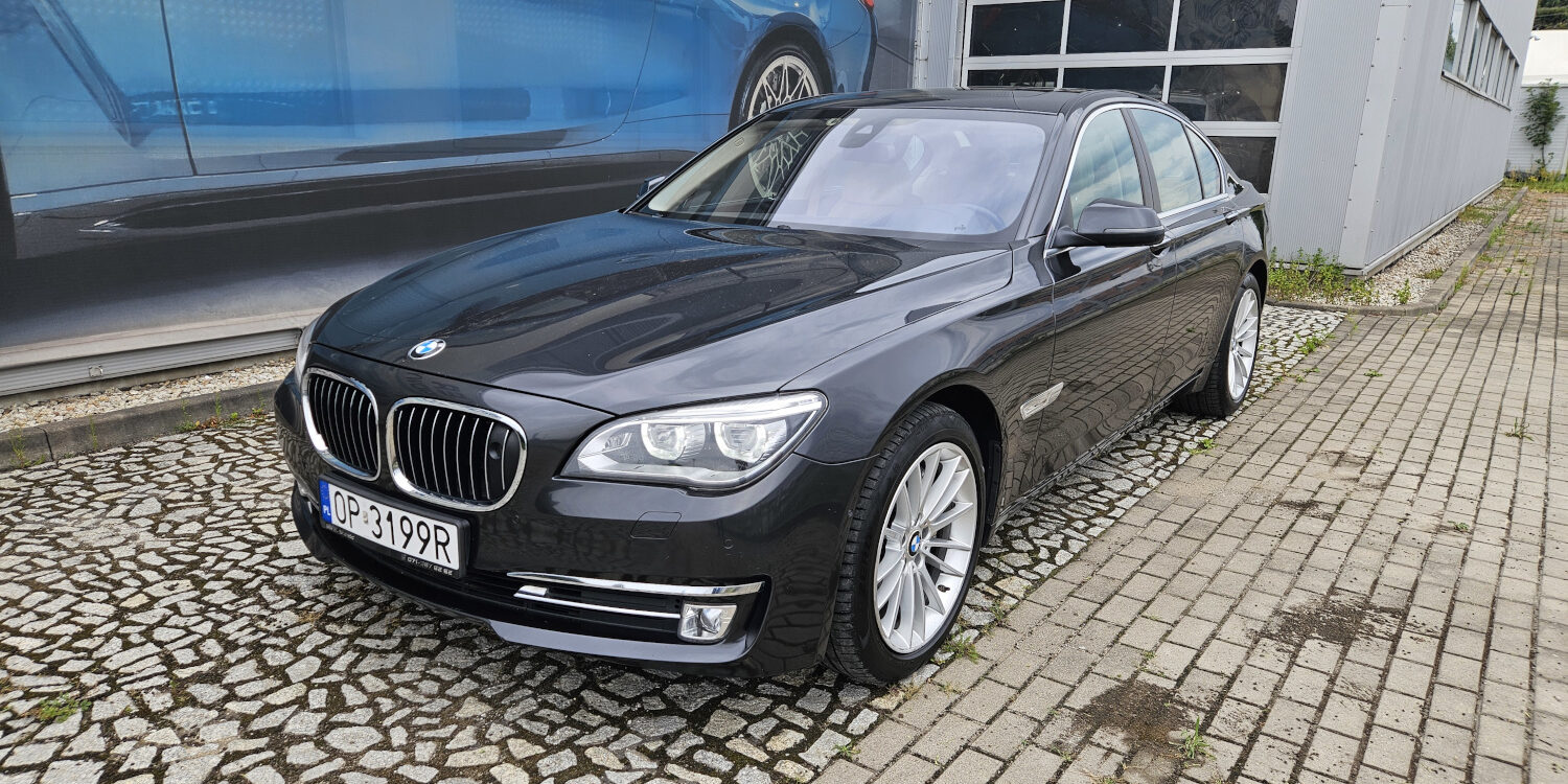 Sprzedaż samochodów marki BMW we Wrocławiu - BMW 750xd Bogate Wyposażenie* Bardzo dobry stan* Serwisowany